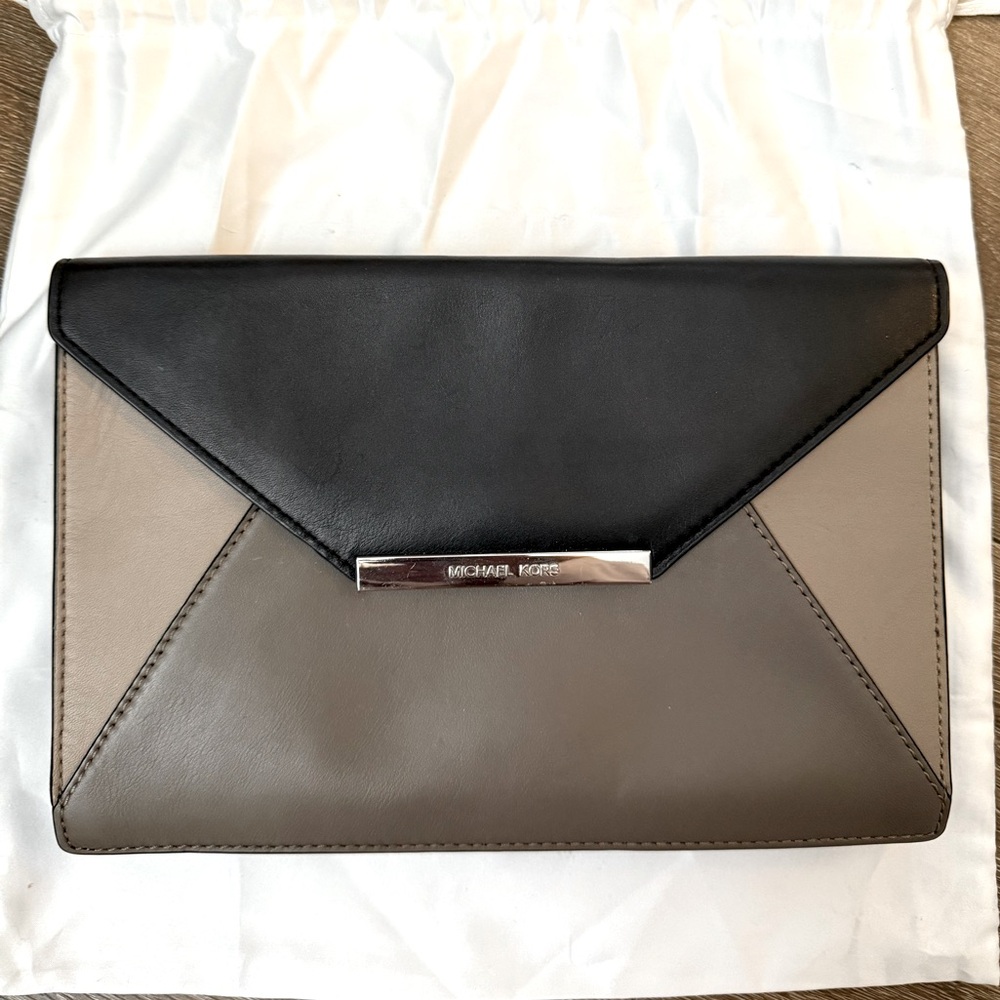 Michael Kors envelope clutch with chain shoulder bag Black Taupe Grey